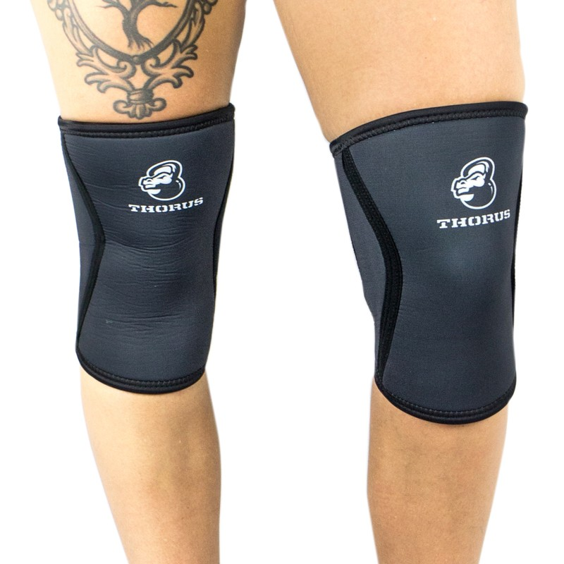 Black knee sleeves Black knee sleeves